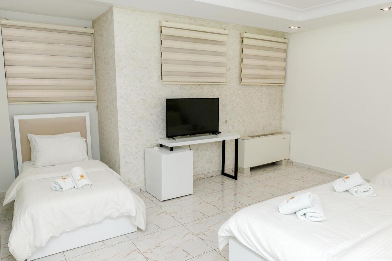 Hotel Pazari & Apartments Korce Exterior foto